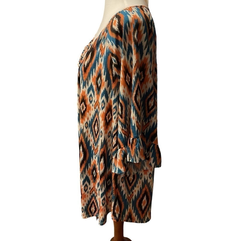 Dear Scarlett Aztec Tie Neckline With Flair Sleeves Tunic Top - Picture 2 of 5